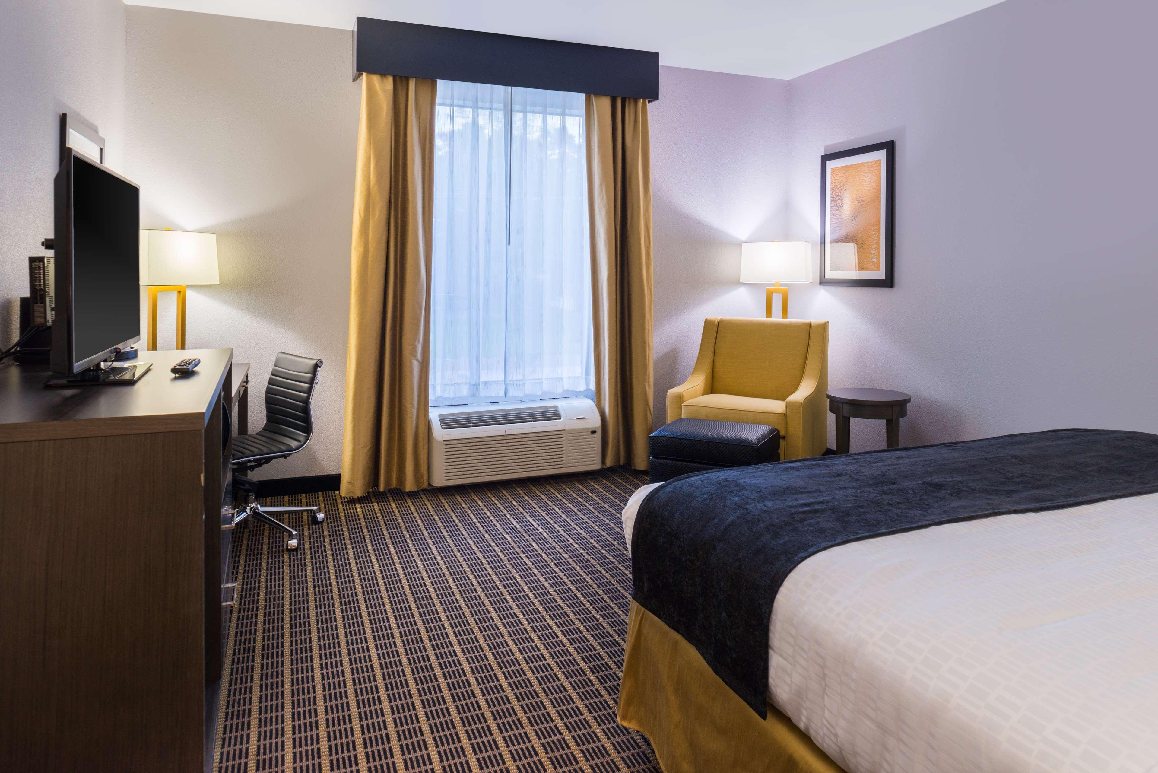 Best Western Plus Regency Park Walker Kültér fotó