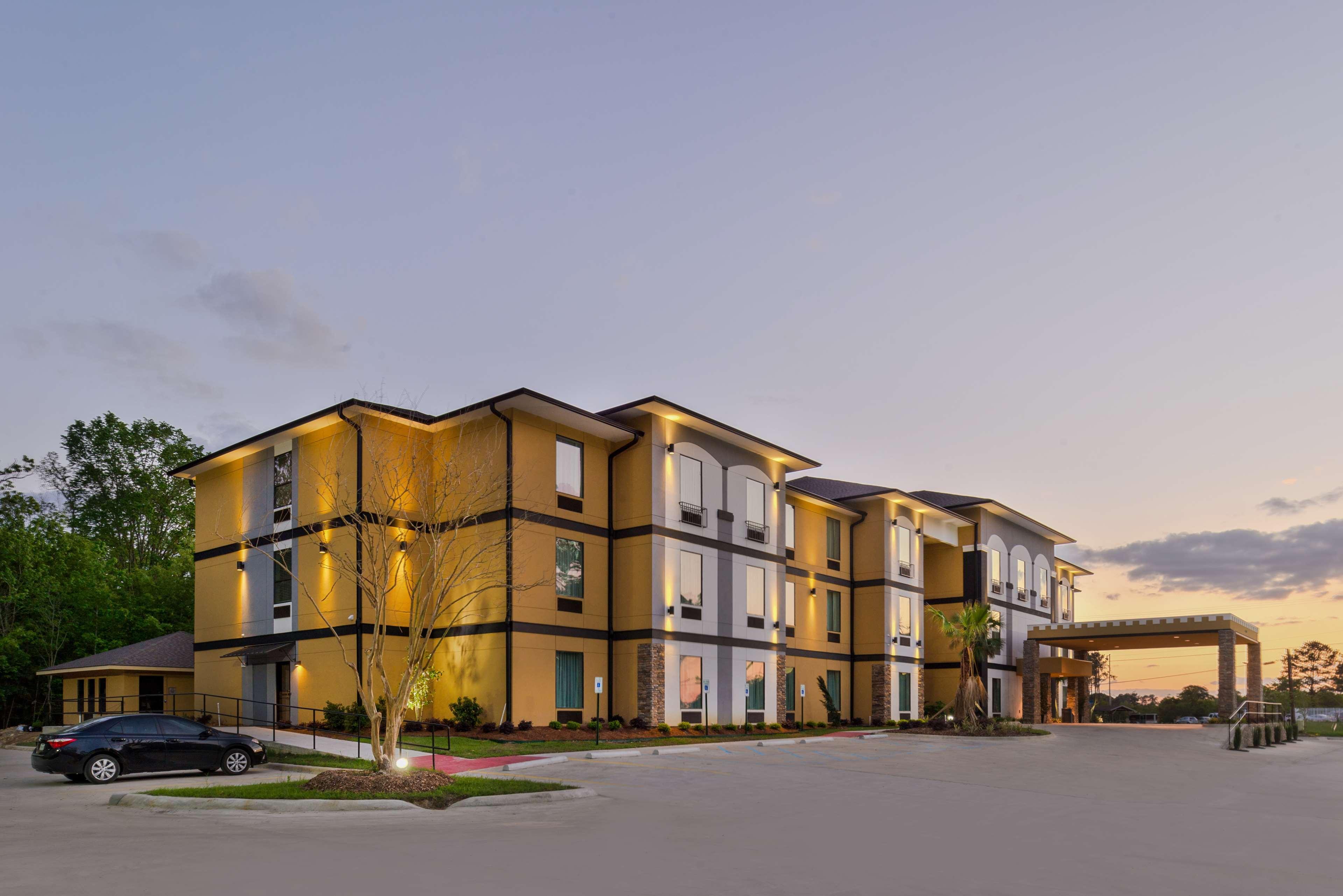 Best Western Plus Regency Park Walker Kültér fotó