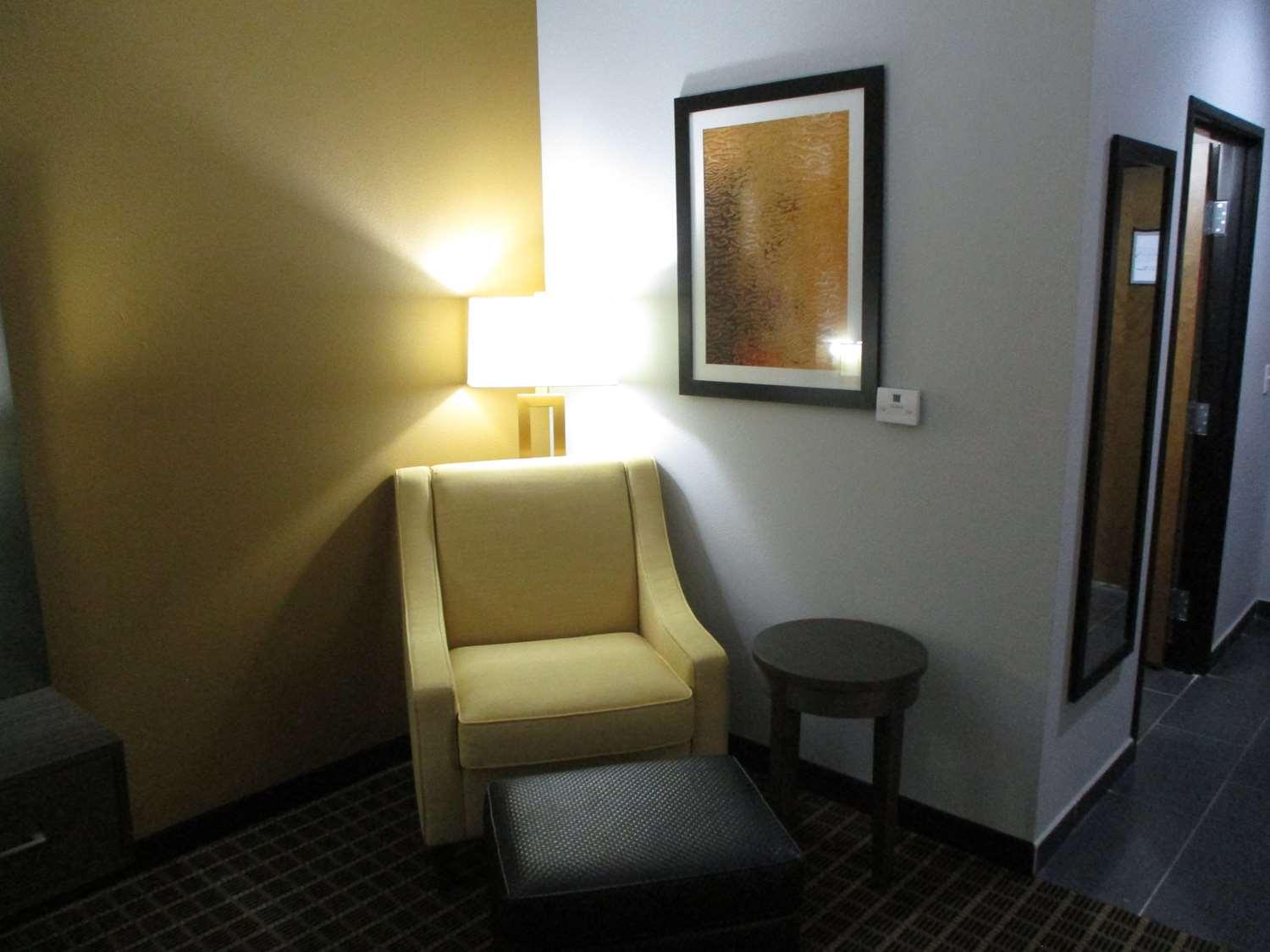 Best Western Plus Regency Park Walker Kültér fotó
