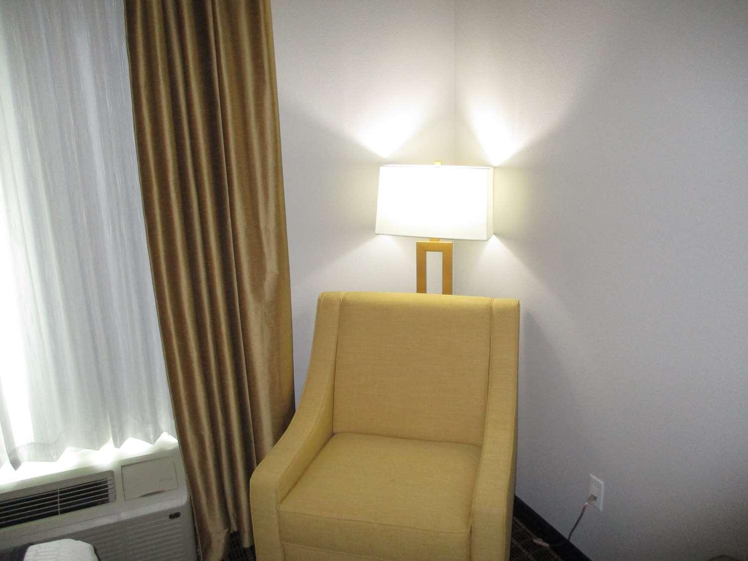 Best Western Plus Regency Park Walker Kültér fotó